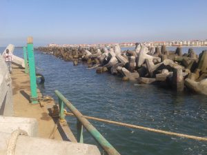 breakwaters (14)