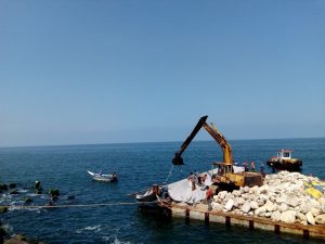 breakwaters (16)